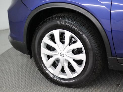Used 2018 Nissan Rogue S AWD/4WD image 54
