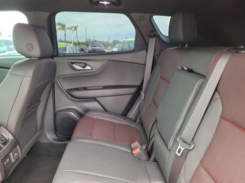 Used 2025 Chevrolet Blazer RS w/ Driver Confidence II Package FWD image 9