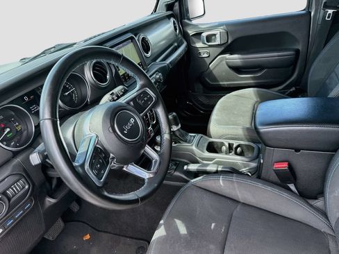 Used 2022 Jeep Wrangler Unlimited Rubicon 4xe w/ Safety Group AWD/4WD image 25