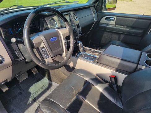 Used 2017 Ford Expedition Limited w/ Equipment Group 301A image 25