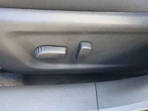 Certified 2025 Nissan Altima 2.5 SV image 19