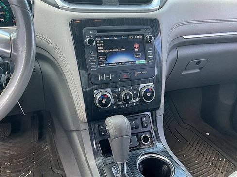 Used 2016 Chevrolet Traverse LT AWD/4WD image 9