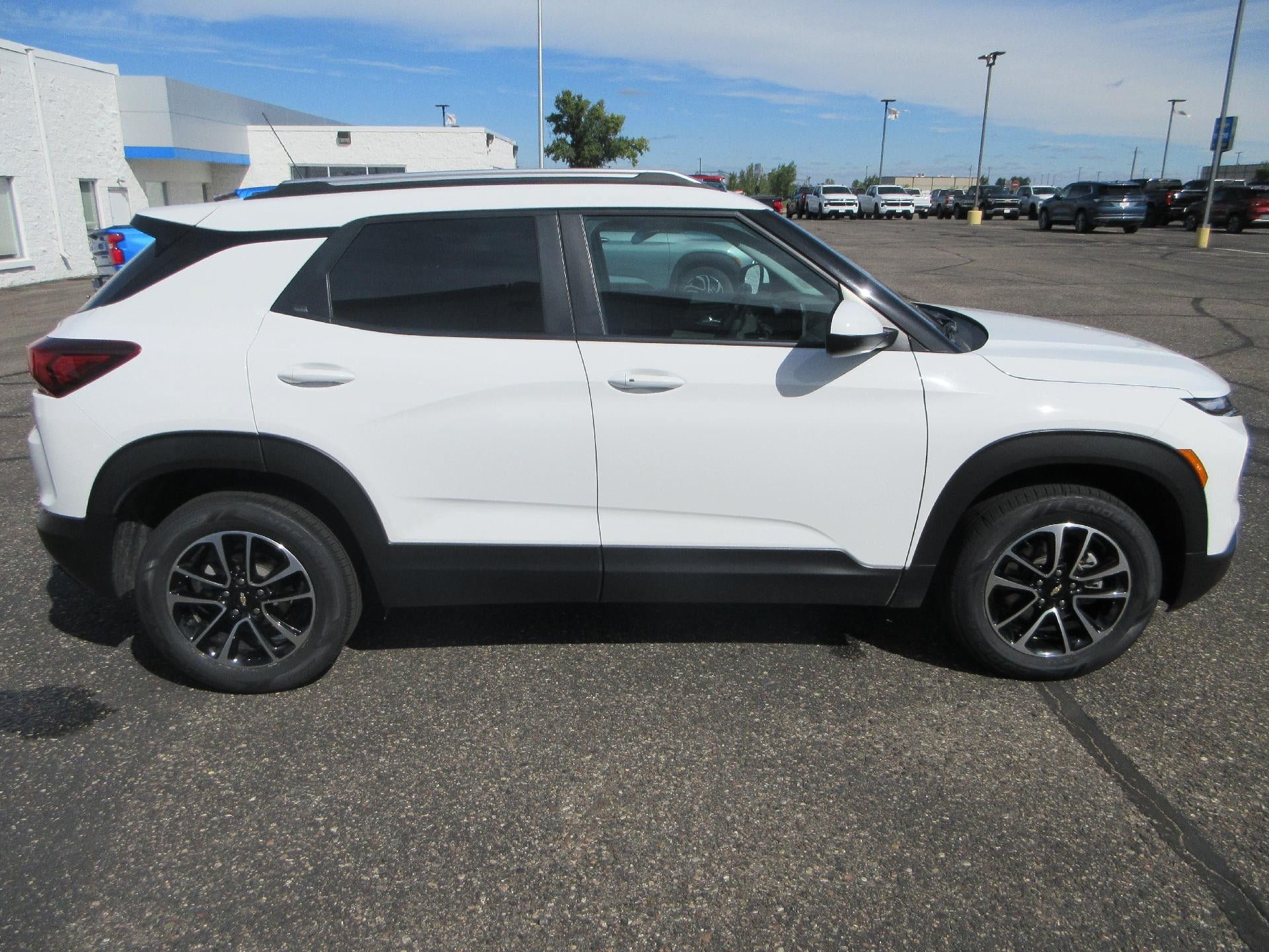 Certified 2024 Chevrolet TrailBlazer LT AWD/4WD image 4