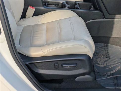 Used 2018 Honda CR-V EX-L image 21