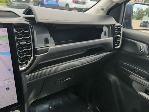 Certified 2024 Ford Ranger Lariat w/ Advanced Towing Package image 21