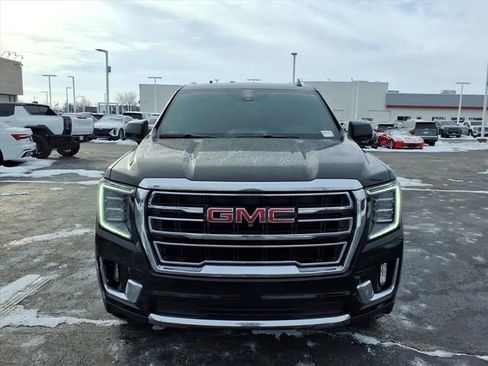 Used 2021 GMC Yukon SLT w/ SLT Premium Package image 13