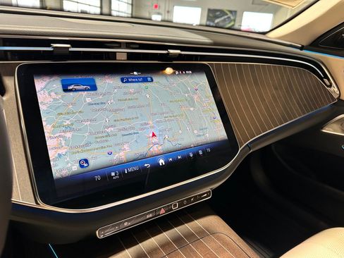 New 2026 Mercedes-Benz E 350 4MATIC Sedan image 10