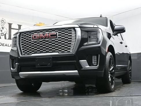 Certified 2023 GMC Yukon XL Denali AWD/4WD image 4