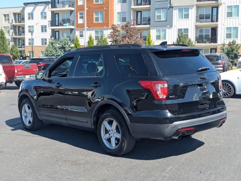 Used 2016 Ford Explorer XLT w/ Equipment Group 201A AWD/4WD image 7