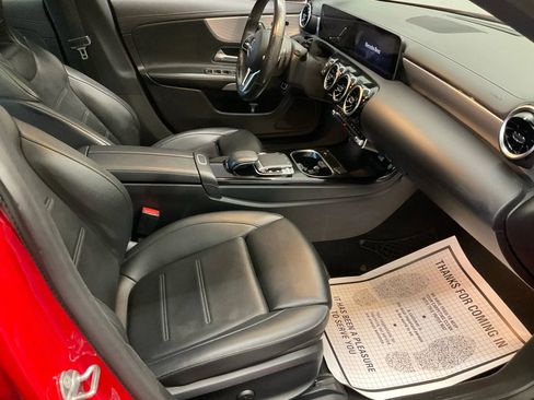 Used 2020 Mercedes-Benz CLA 250 4MATIC image 9