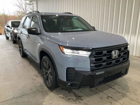 New 2026 Honda Pilot Sport image 27