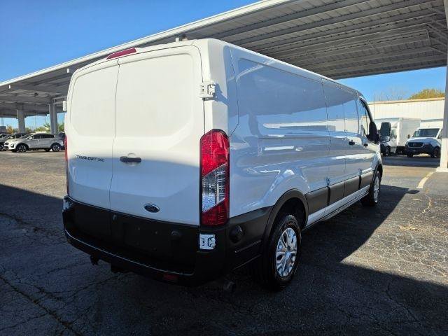 Used 2020 Ford Transit 250 Low Roof RWD image 4