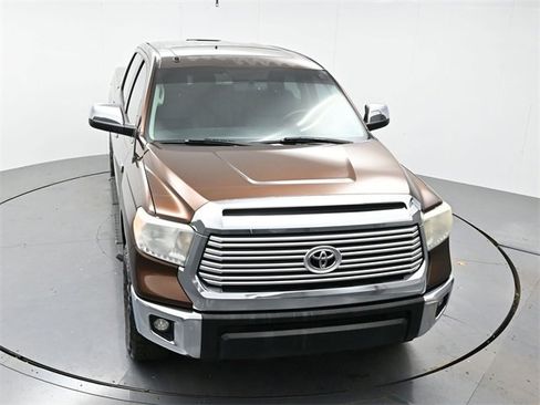 Used 2016 Toyota Tundra Limited image 32