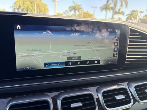 Used 2023 Mercedes-Benz GLS 580 4MATIC image 22