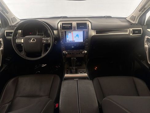 Used 2019 Lexus GX 460 w/ Navigation Package AWD/4WD image 21