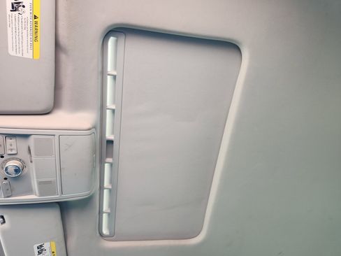 Used 2013 Volkswagen Passat 2.5 SE image 24