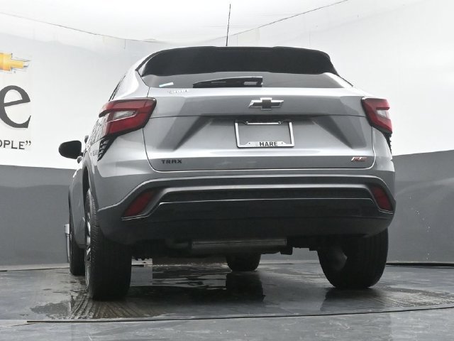 Used 2024 Chevrolet Trax RS w/ Driver Confidence Package FWD image 58