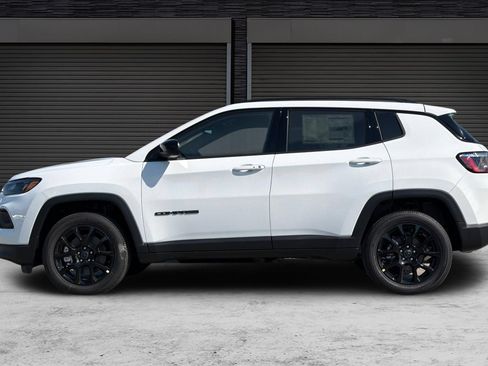 New 2026 Jeep Compass Latitude AWD/4WD image 7