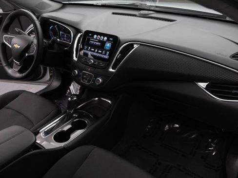 Used 2016 Chevrolet Malibu LT image 30