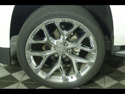 Used 2015 Chevrolet Tahoe LT AWD/4WD image 13