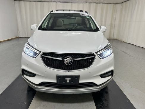 Used 2019 Buick Encore Essence w/ Experience Buick Package AWD/4WD image 3