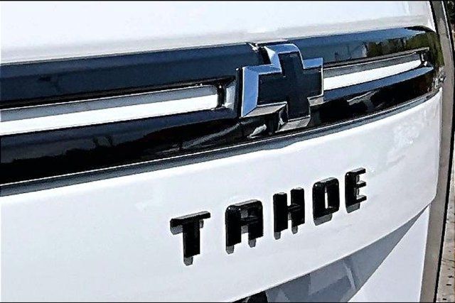 Used 2021 Chevrolet Tahoe RST w/ Luxury Package AWD/4WD image 33