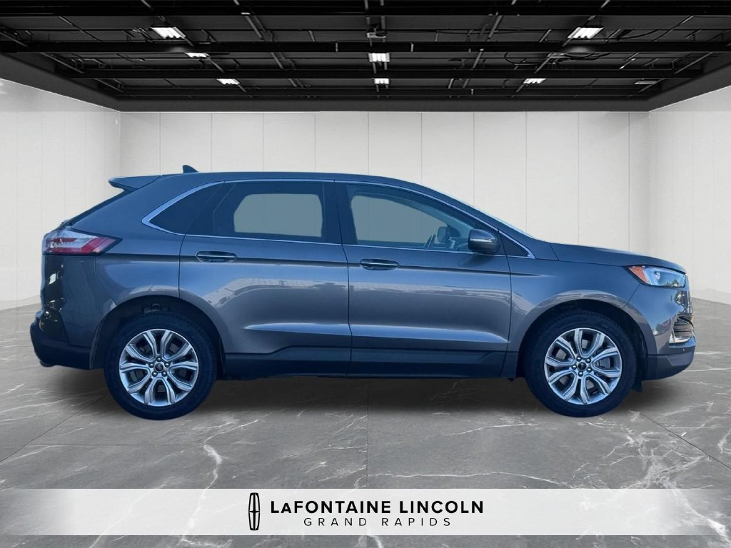 Used 2023 Ford Edge Titanium w/ Cold Weather Package AWD/4WD image 6