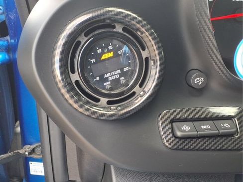 Used 2017 Chevrolet Camaro ZL1 RWD image 25