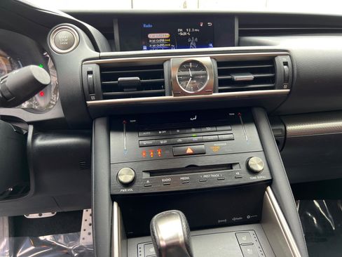 Used 2018 Lexus IS 300 F Sport w/ F Sport Package image 29