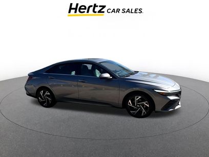 Used 2025 Hyundai Elantra Limited