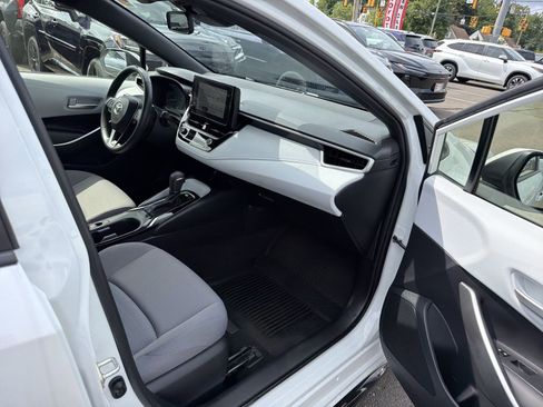 Used 2023 Toyota Corolla SE FWD image 37