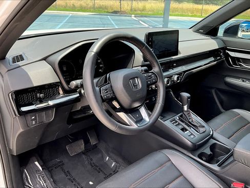 Used 2024 Honda CR-V Sport Touring image 17