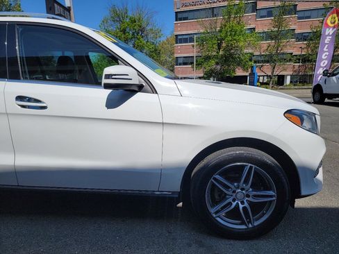 Used 2017 Mercedes-Benz GLE 350 4MATIC image 12