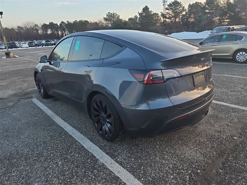 Used 2022 Tesla Model Y Performance image 4