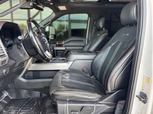 Used 2017 Ford F250 Platinum w/ Platinum Ultimate Package AWD/4WD image 9