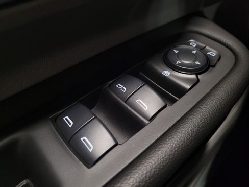 Used 2024 GMC Terrain SLT w/ Fleet Convenience Package AWD/4WD image 27