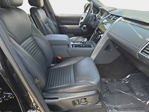 Certified 2023 Land Rover Discovery S R-Dynamic AWD/4WD image 10