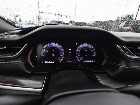 Used 2024 Jeep Grand Cherokee L Limited w/ Luxury Tech Group II image 13