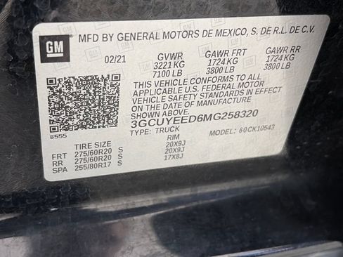 Used 2021 Chevrolet Silverado 1500 RST AWD/4WD image 9