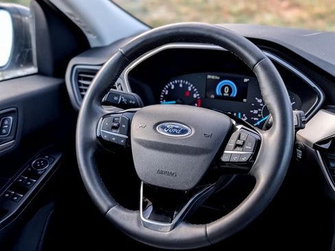 Used 2022 Ford Escape SE w/ Convenience Package image 13