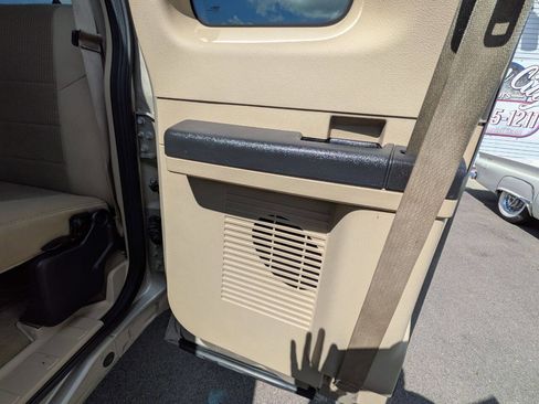 Used 2008 Ford F250 XLT AWD/4WD image 25