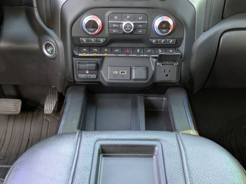 Used 2020 GMC Sierra 1500 Denali w/ Denali Ultimate Package image 20