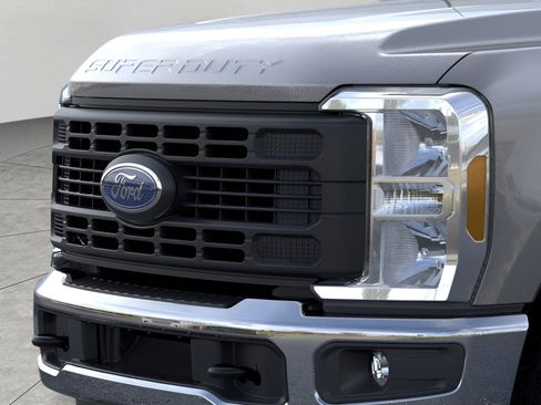 New 2026 Ford F250 XL image 17