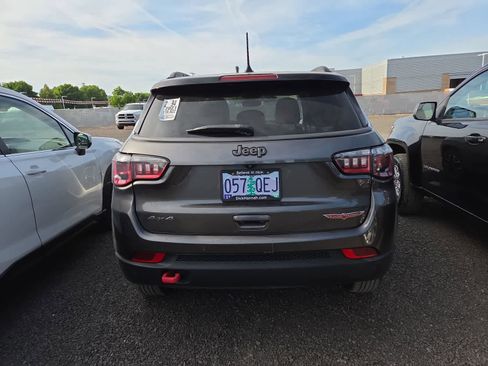 Used 2021 Jeep Compass Trailhawk AWD/4WD image 4