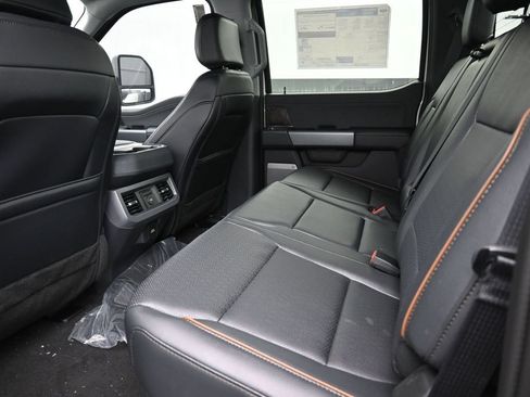 New 2026 Ford F250 Lariat w/ Black Appearance Package AWD/4WD image 10