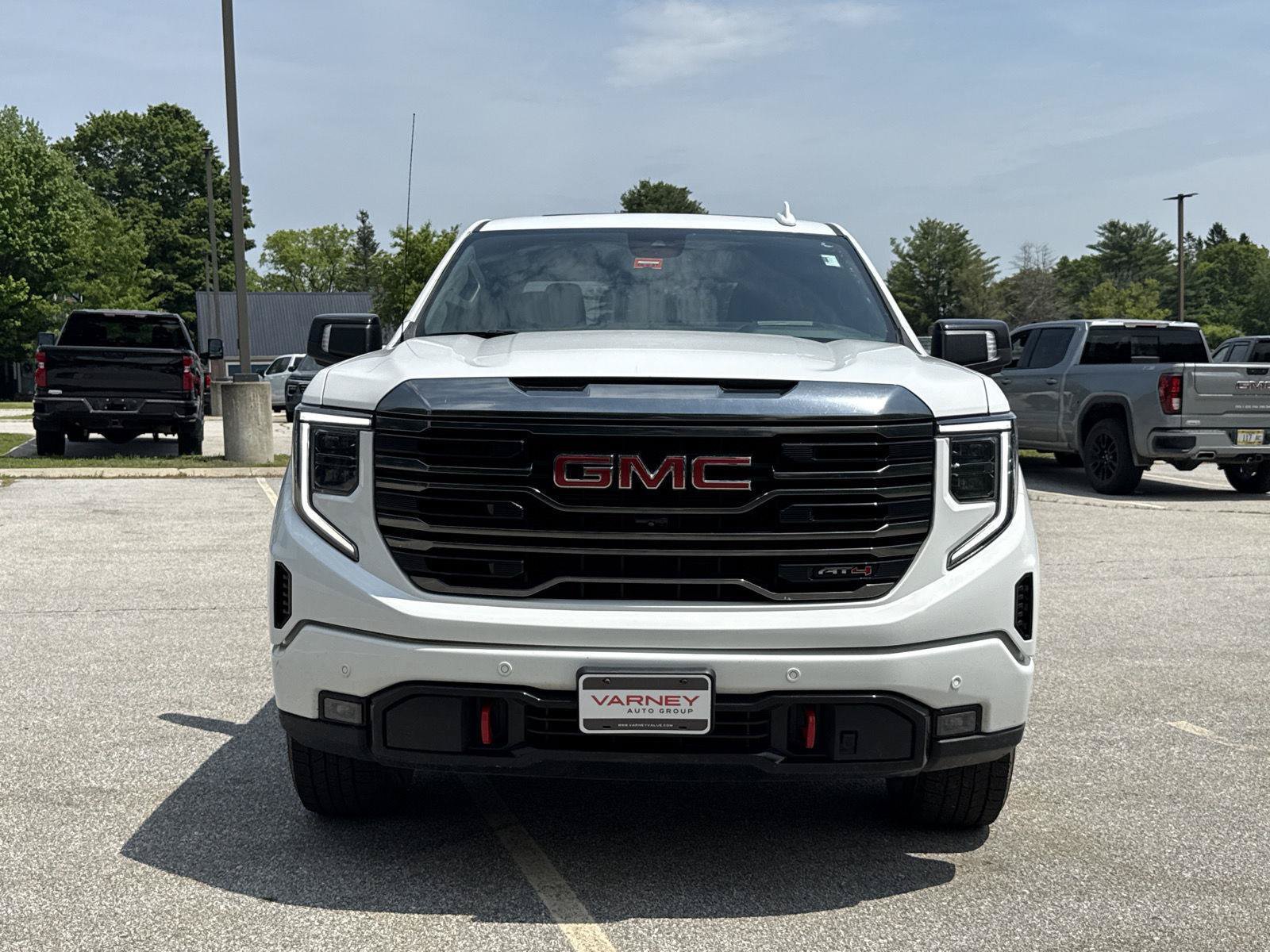 Used 2023 GMC Sierra 1500 AT4 w/ AT4 Premium Package AWD/4WD image 2