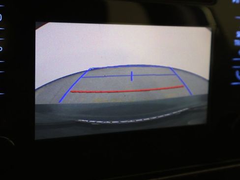 Used 2017 Toyota Corolla LE w/ Carpet Mat Package (TMS) FWD image 30