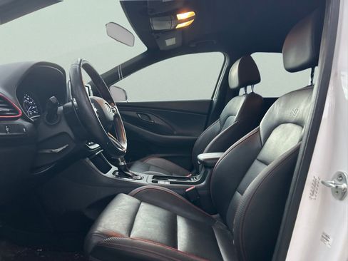 Used 2019 Hyundai Elantra GT N Line FWD image 9