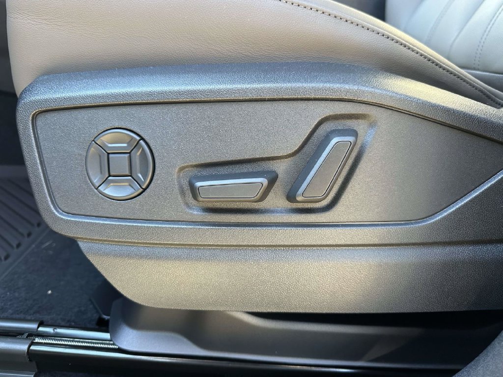 New 2026 Audi Q5 Premium AWD/4WD image 16