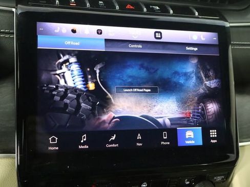 Used 2023 Jeep Grand Cherokee Limited w/ Trailer Tow Prep Group (B) AWD/4WD image 35